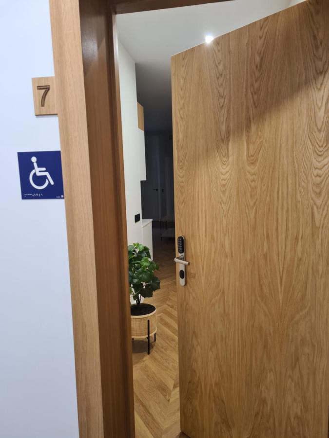 Oikos Apartamentos Turisticos Monesterio Eksteriør bilde